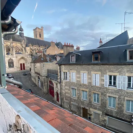 Appartamento Le Doyenne Nevers Esterno foto